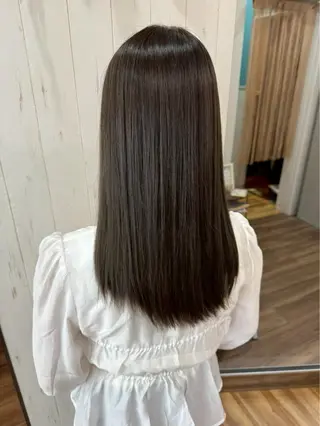 カラー 長岡 妃奈乃のヘアスタイル