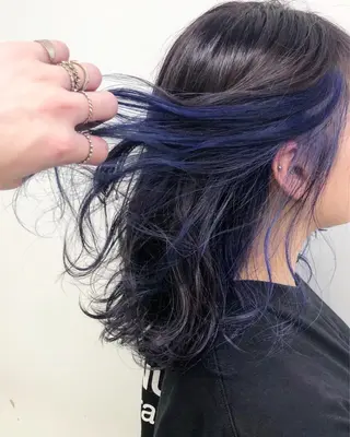 セミロング カラー 🏆ウルフ/レイヤー 指名No.1山口圭佑のヘアスタイル