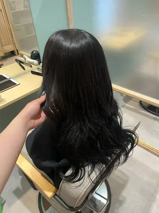 ロング 相田 佳乃のヘアスタイル