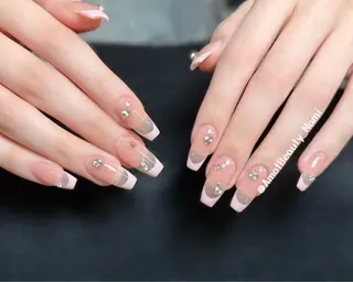 ネイル Kaka_ パラジェル、長さだしのネイルデザイン