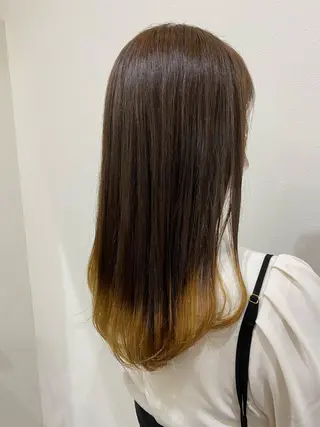 ロング カラー Ashanti 磯崎のヘアスタイル