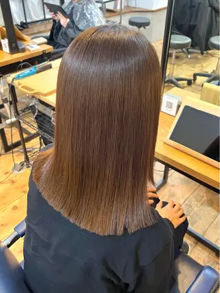 ミディアム 伊藤ゆかり/髪質改善 /透明感カラーのヘアスタイル