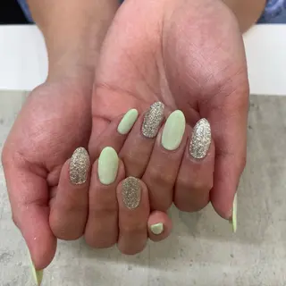 ネイル MAXKELLY Meiのネイルデザイン