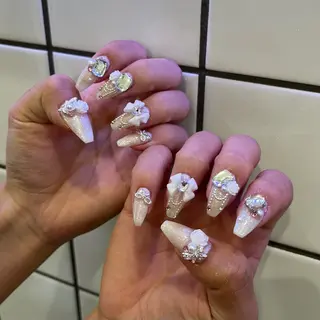 ネイル VENUSBELT Miiのネイルデザイン