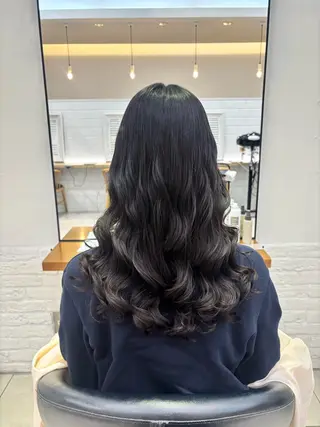 ロング コテ巻き風パーマ🫧 麻尋のヘアスタイル