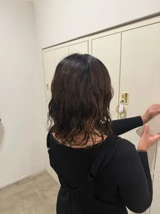 セミロング パーマ 吉川 莉央のヘアスタイル