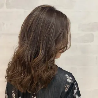 カラー 似合わせ/透明感カラ ー/QUATRO谷口のヘアスタイル