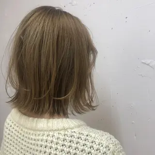 ショート 顔周りの垢抜けヘア 立山愛梨のヘアスタイル
