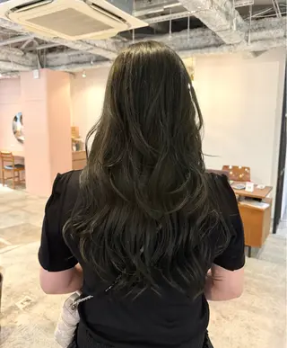 ロング カラー Miyu .のヘアスタイル
