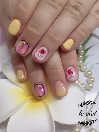 ネイル Naka Rieのネイルデザイン