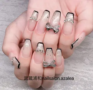 ネイル R inのネイルデザイン