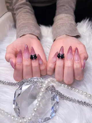 ネイル Kobayashi Komugiのネイルデザイン