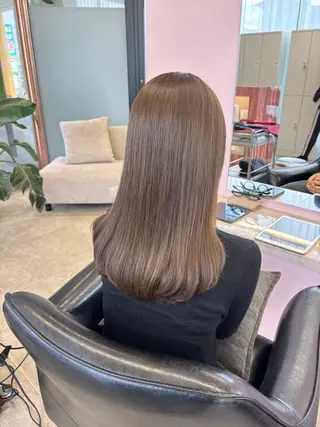 カラー MATTY azusaのヘアスタイル