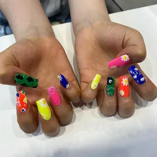 ネイル 鎌田 玲奈のネイルデザイン