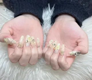 ネイル anh nail anne🤍のネイルデザイン