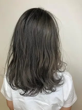 セミロング カラー メンズヘア特化 崎田 成人のヘアスタイル