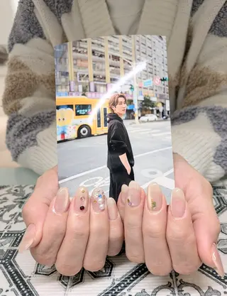 ネイル imaichise 🧡💜推しネイルのネイルデザイン