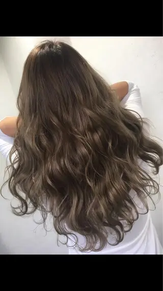 カラー ブリーチ毛縮毛矯正 👑山口のヘアスタイル