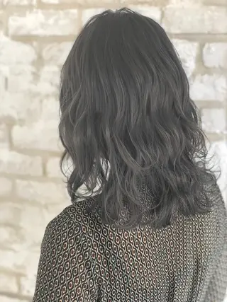 ミディアム カラー 🇰🇷韓国風艶髪✨ 髪質改善 倉岡しおんのヘアスタイル