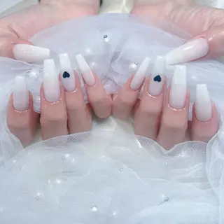 ネイル 🎀も ものネイルデザイン