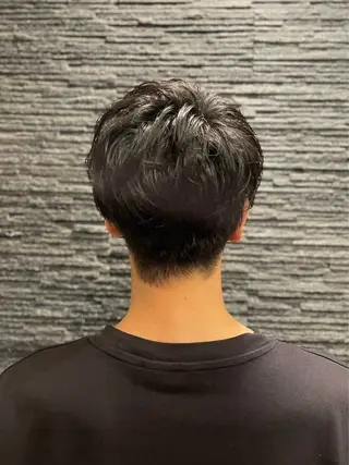 ミディアム まえひら じおんのヘアスタイル