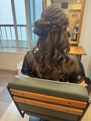 ヘアアレンジ HempBeauty 浅野アサミのヘアスタイル