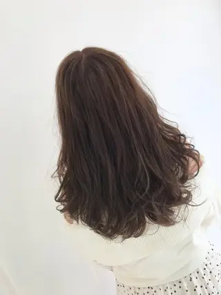 セミロング カラー Rayt hair レイトヘアーのヘアスタイル