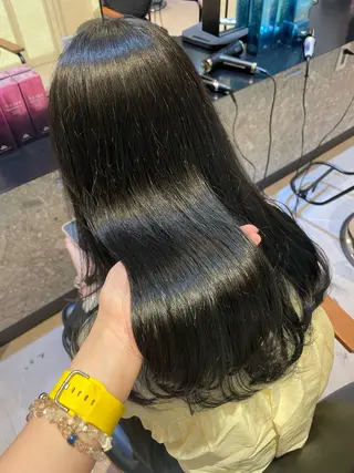 ロング カラー オリーブカラー🫒/ ハッシュカット/みゆのヘアスタイル