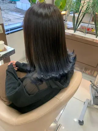 ミディアム カラー 羽エクステ🩷 🤍まき🤍のマツエク・マツパデザイン