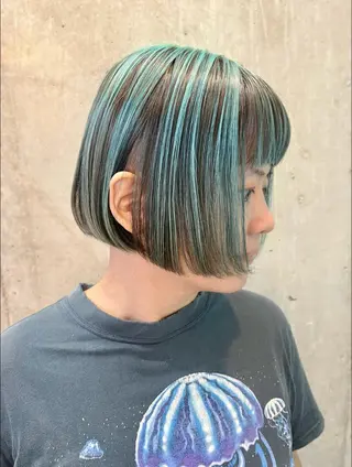 ミディアム カラー 派手髪デザインカラー ヒロカのヘアスタイル