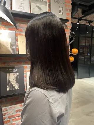セミロング rin 🖤〈大宮〉のヘアスタイル