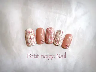ネイル 山賀 小雪のネイルデザイン
