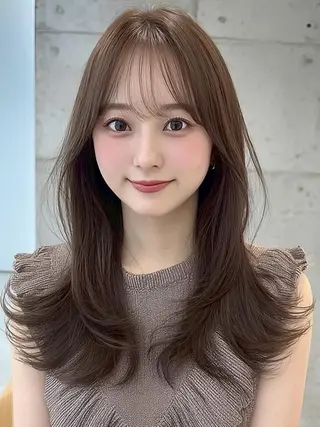 ロング 篠宮 葉己のヘアスタイル