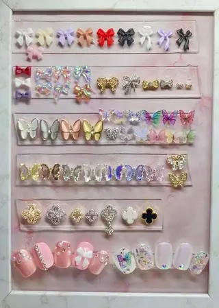 ネイル Nail&eye Belire 新宿のネイルデザイン