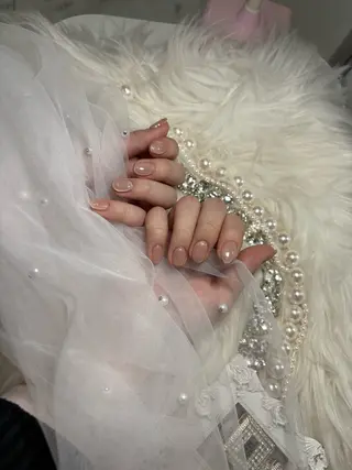 ショート MADIA YUKIHOのネイルデザイン