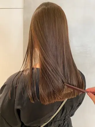 ロング ブリーチなし艶カラー 🌈髪質改善MASSのヘアスタイル