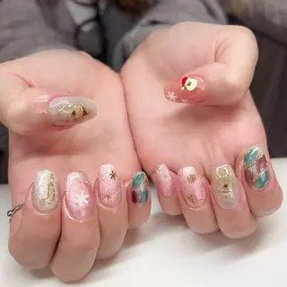 ミディアム Mika nail salon 鶯谷のネイルデザイン
