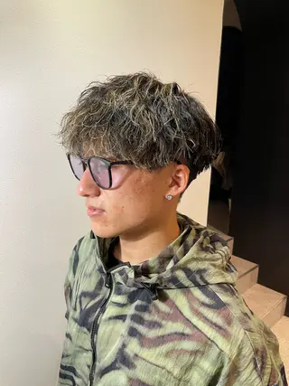 ショート パーマ メンズ 宇野 颯太のヘアスタイル