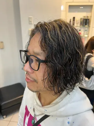 カラー ブリーチ縮毛矯正 ／   DAIA🔥のヘアスタイル