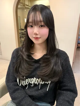 ロング ♡韓国/レイヤー カット/Ayana♡のヘアスタイル