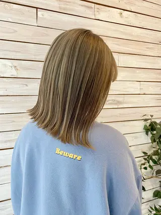 ミディアム 赤み消し特化/ 藤本 彩果のヘアスタイル