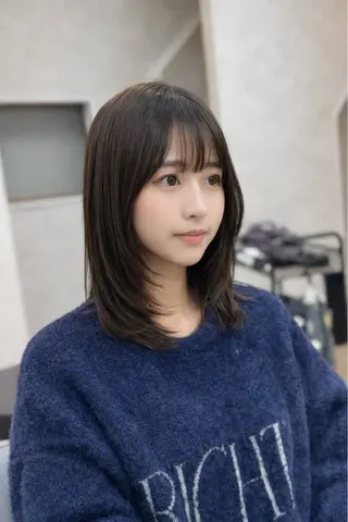 ミディアム ✨レイヤーカット✨ 顔まわり✂️鎌倉楓麻のヘアスタイル