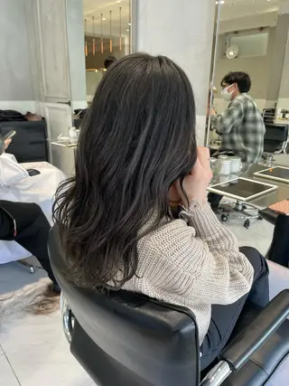 ロング オリーブ カラー✨有坂映哉のヘアスタイル