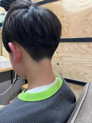 ショート カラー パーマ ヘアアレンジ メンズ キッズ ネイル マツエク・マツパ アイブロウ 久木原 ゆりのヘアスタイル