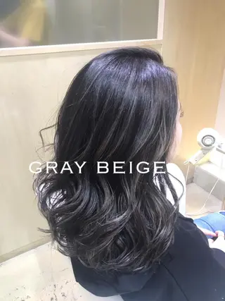 セミロング カラー 三代 ゆりあのヘアスタイル