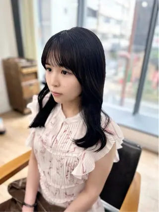 ミディアム カラー パーマ ヘアアレンジ メンズ キッズ 骨格レイヤーカット 🌿美髪縮毛矯正のヘアスタイル
