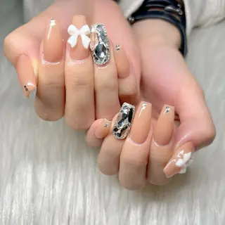 ネイル Miki 本町駅｜💅‎🤍のネイルデザイン