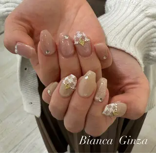 ネイル Bianca  銀座 Nagataのネイルデザイン
