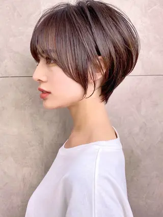ショート レイヤー/ショート/ 山見陽のヘアスタイル