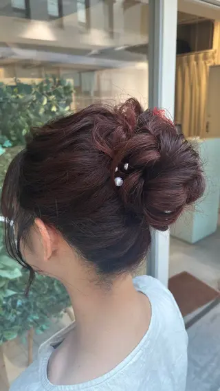 セミロング ヘアアレンジ 佐藤　ひなの ／艶髪のヘアスタイル